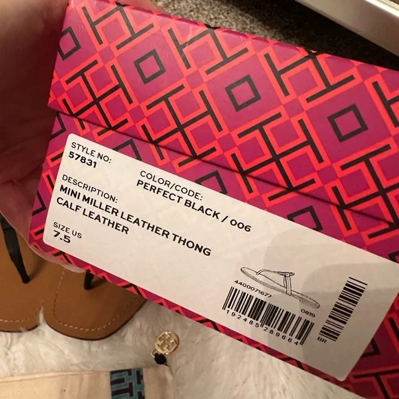 Tory Burch Mini Miller Leather Thing Sandals - Picture 6 of 6